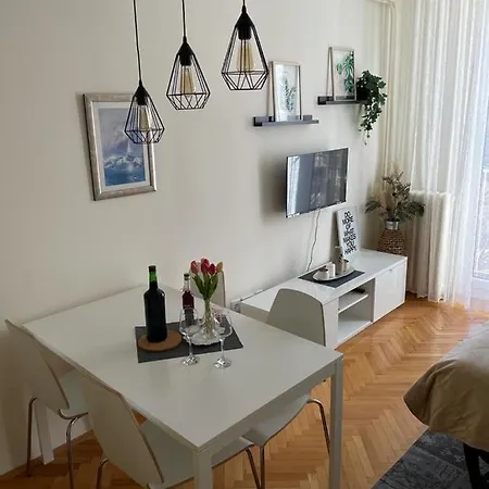 New Charming Maja Apartment
